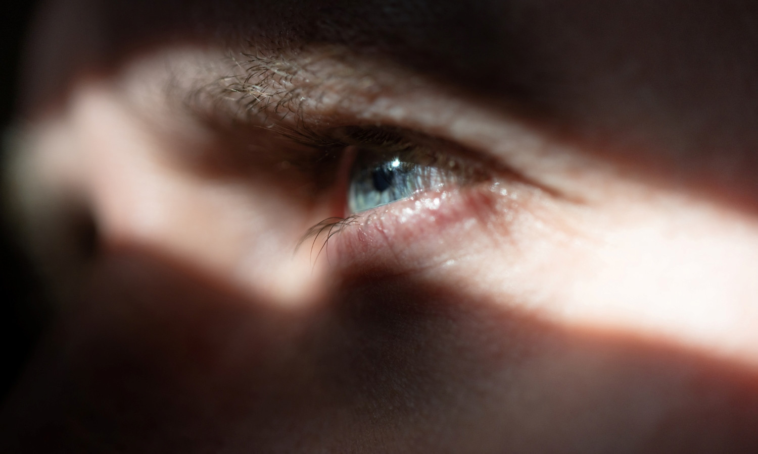 Evaluación clínica de la lesión retiniana por eclipse